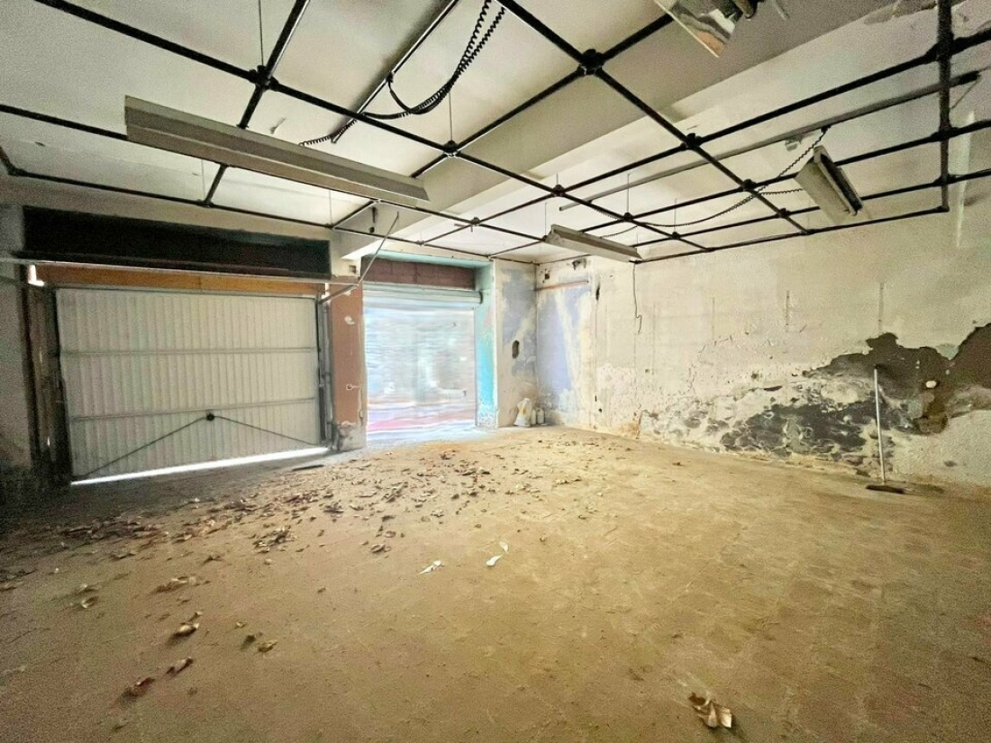 Photo 1 – vente Locaux commerciaux	LE LUC (83340)