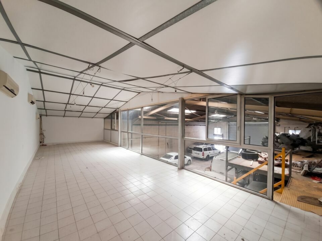 Photo 3 – vente Entrepôts / activités	NICE (06300)