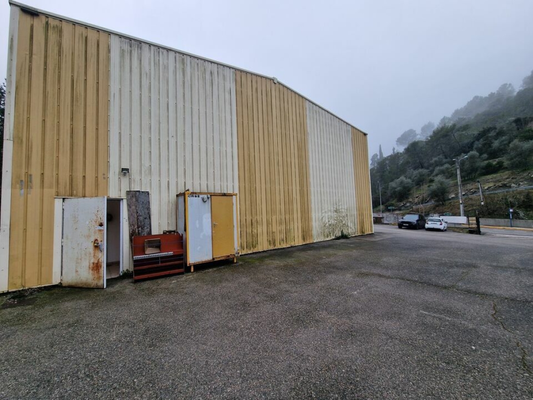 Photo 4 – vente Entrepôts / activités	BLAUSASC (06440)