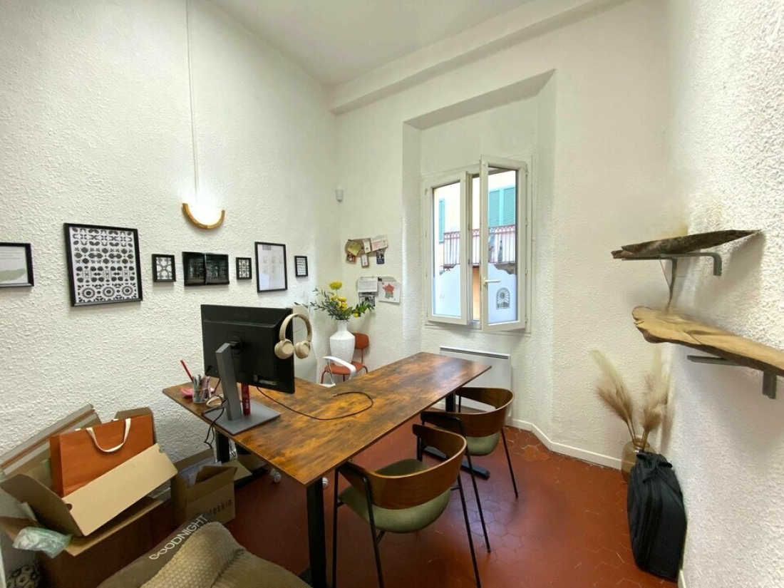 Photo 3 – location bureaux	SAINT LAURENT DU VAR (06700)