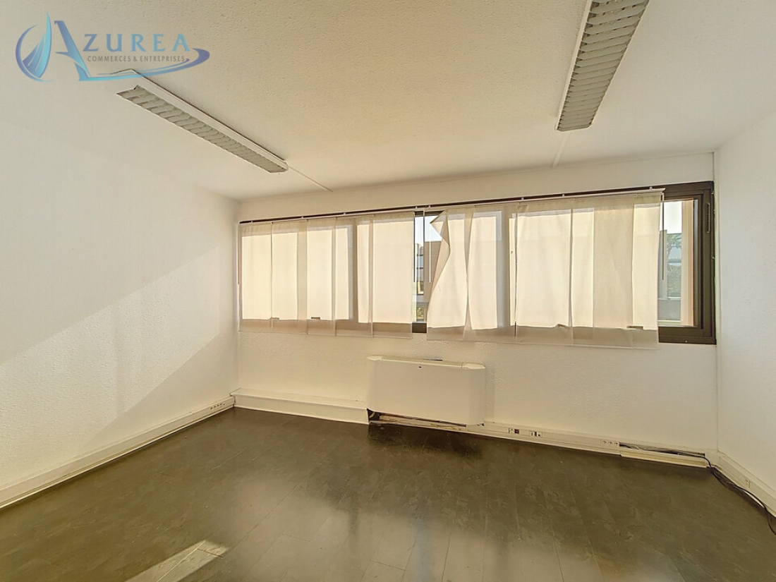 Photo 4 – location bureaux	SAINT LAURENT DU VAR (06700)