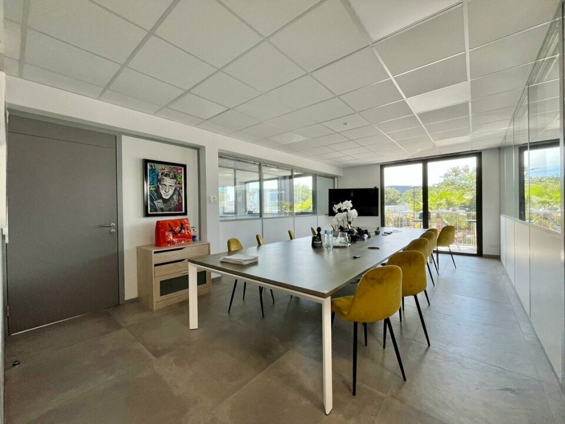 Photo 2 – location bureaux	FREJUS (83600)