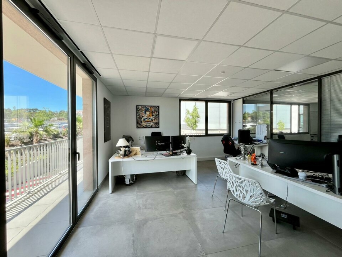 Photo 3 – location bureaux	FREJUS (83600)