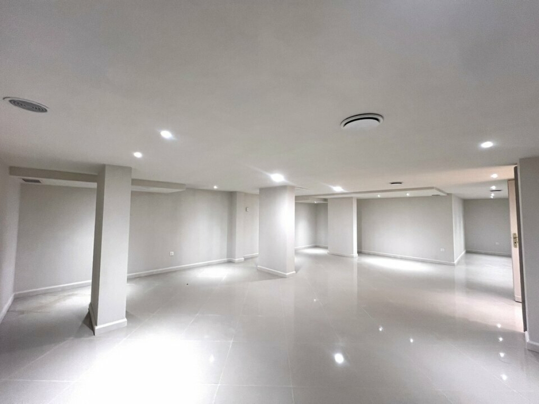 Photo 4 – location Locaux commerciaux	CANNES (06400)