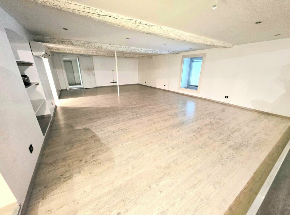 Photo 1 – location bureaux	NICE (06300)