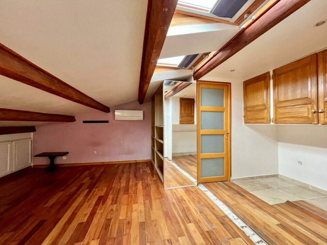 Photo 4 – vente Locaux commerciaux	SAINTE MAXIME (83120)