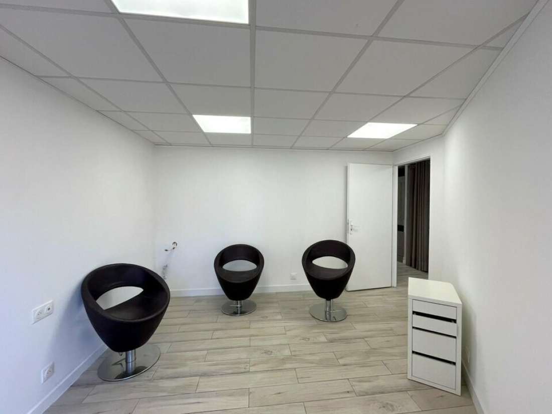 Photo 3 – location bureaux	FREJUS (83600)