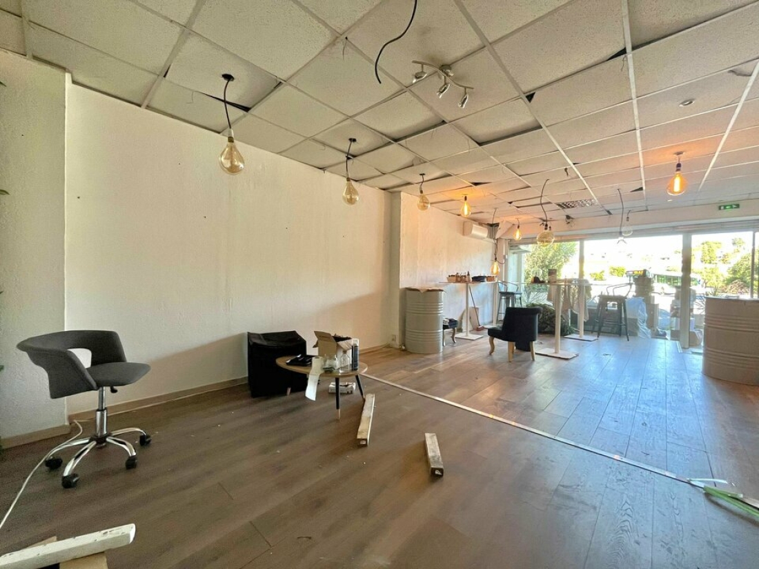 Photo 2 – location Locaux commerciaux	CANNES (06400)