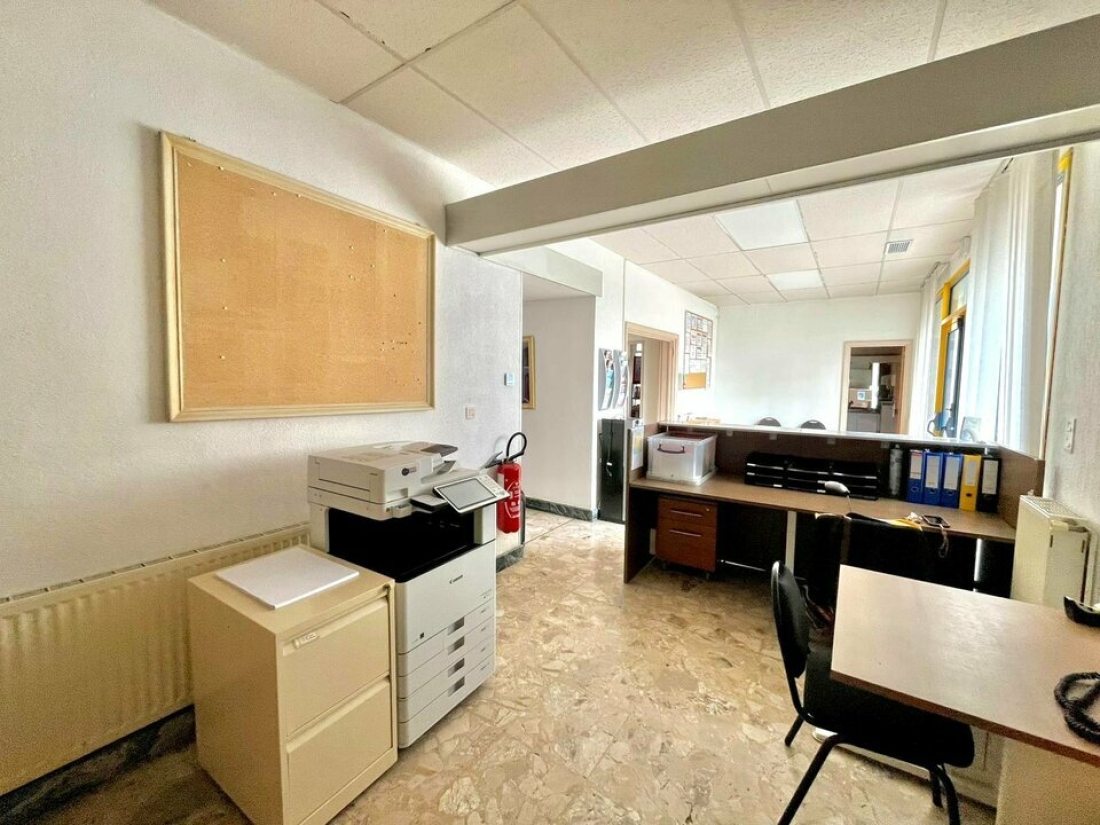 Photo 5 – vente bureaux	FREJUS (83600)