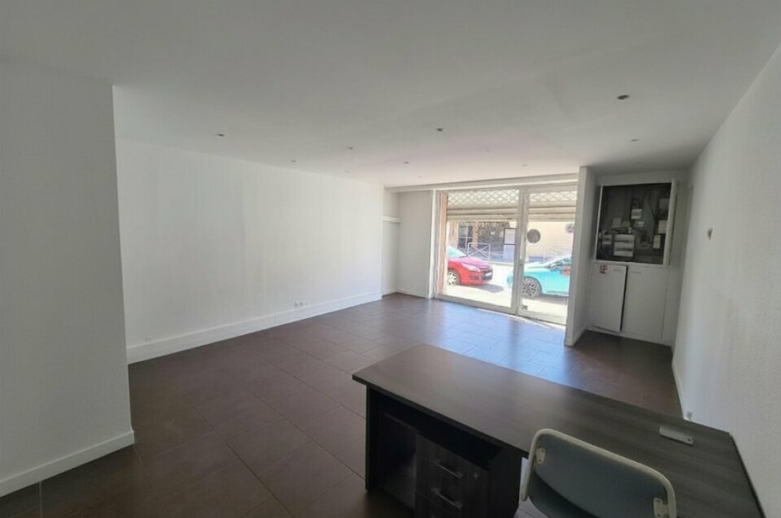 Photo 2 – location Locaux commerciaux	DRAP (06340)