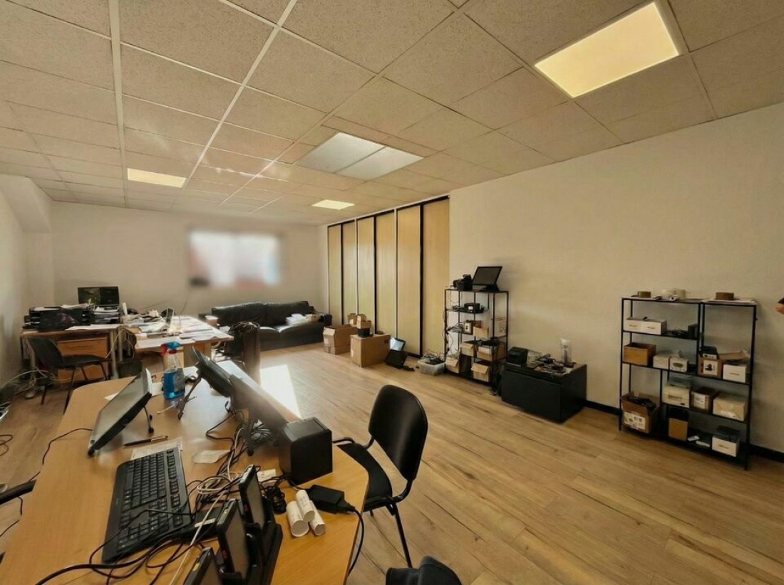 Photo 4 – vente bureaux	FREJUS (83600)