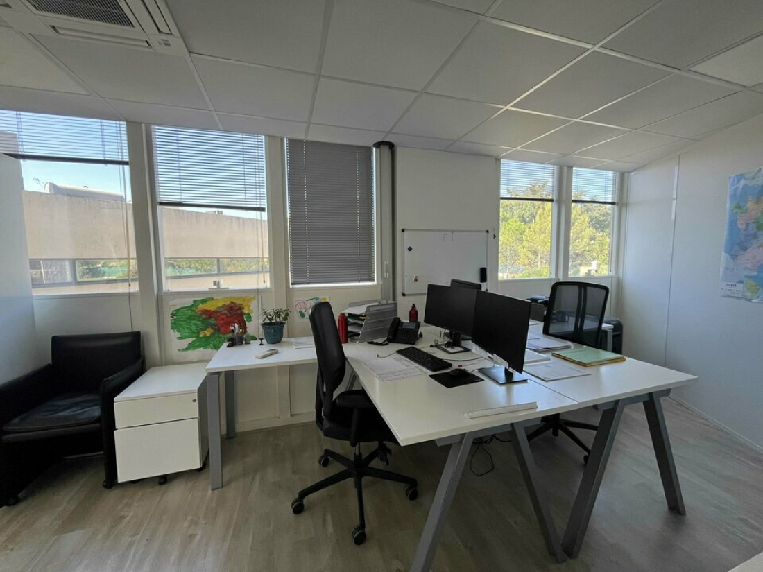 Photo 3 – location bureaux	SAINT RAPHAEL (83700)