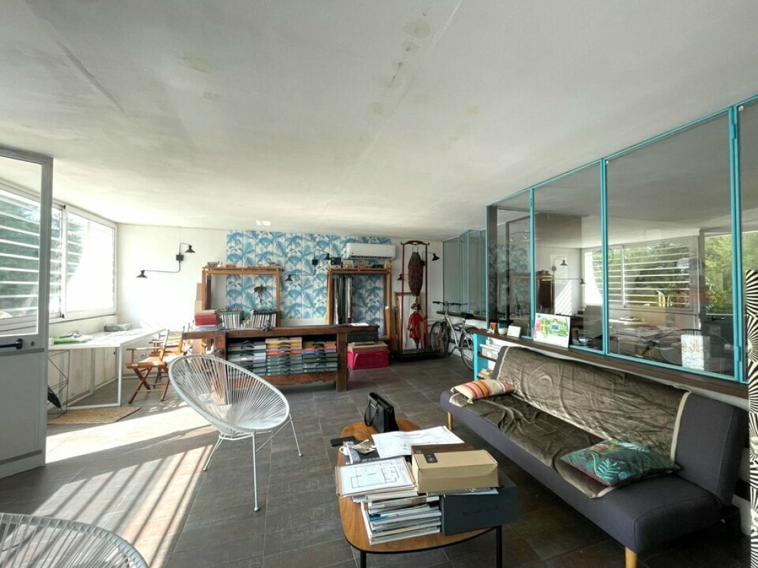 Photo 1 – location Locaux commerciaux	VILLENEUVE LOUBET (06270)