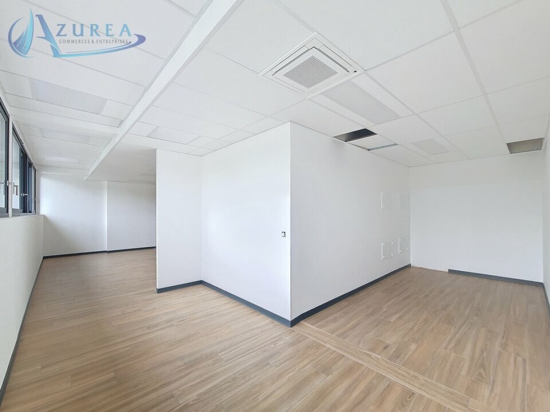 Photo 9 – location bureaux	BIOT (06410)