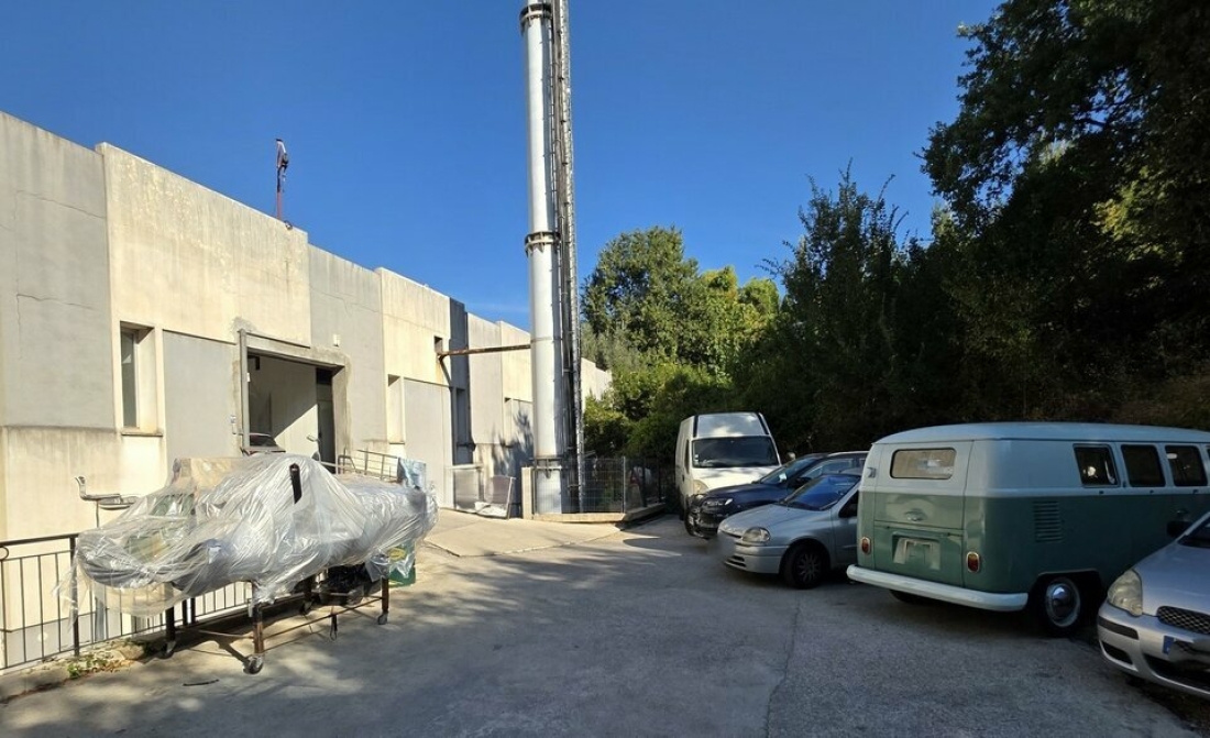 Photo 1 – vente Entrepôts / activités	VENCE (06140)