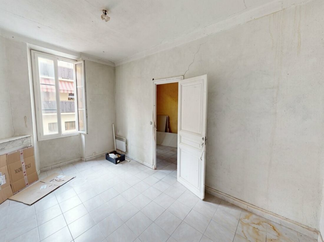 Photo 2 – location bureaux	CANNES (06400)