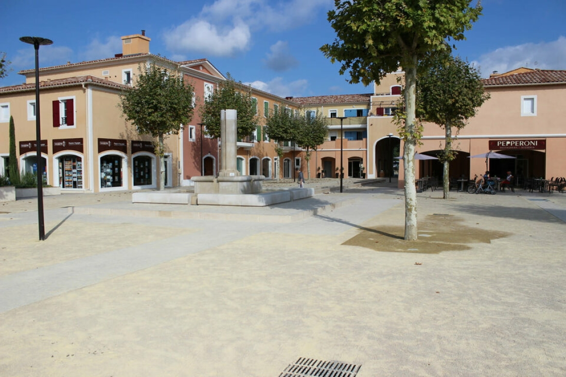 Photo 3 – vente Locaux commerciaux	ROQUEFORT LES PINS (06330)