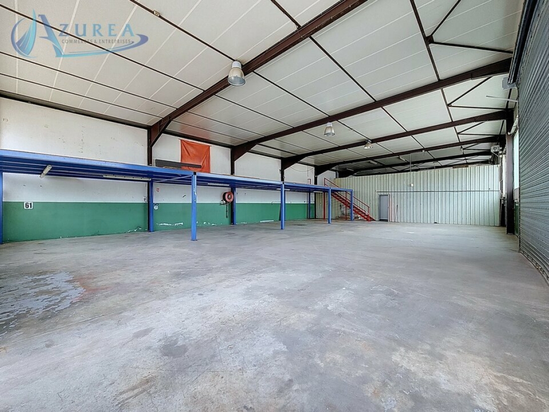 Photo 1 – location Entrepôts / activités	LE MUY (83490)