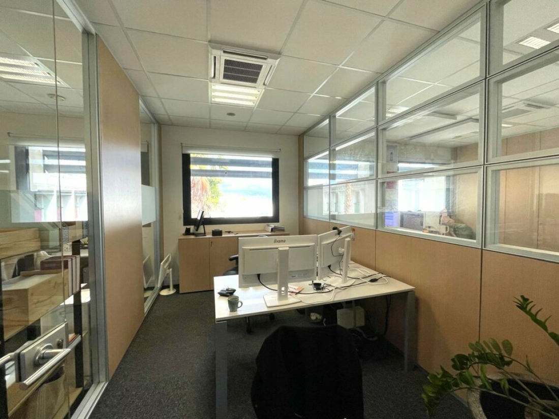 Photo 8 – location bureaux	CAGNES SUR MER (06800)