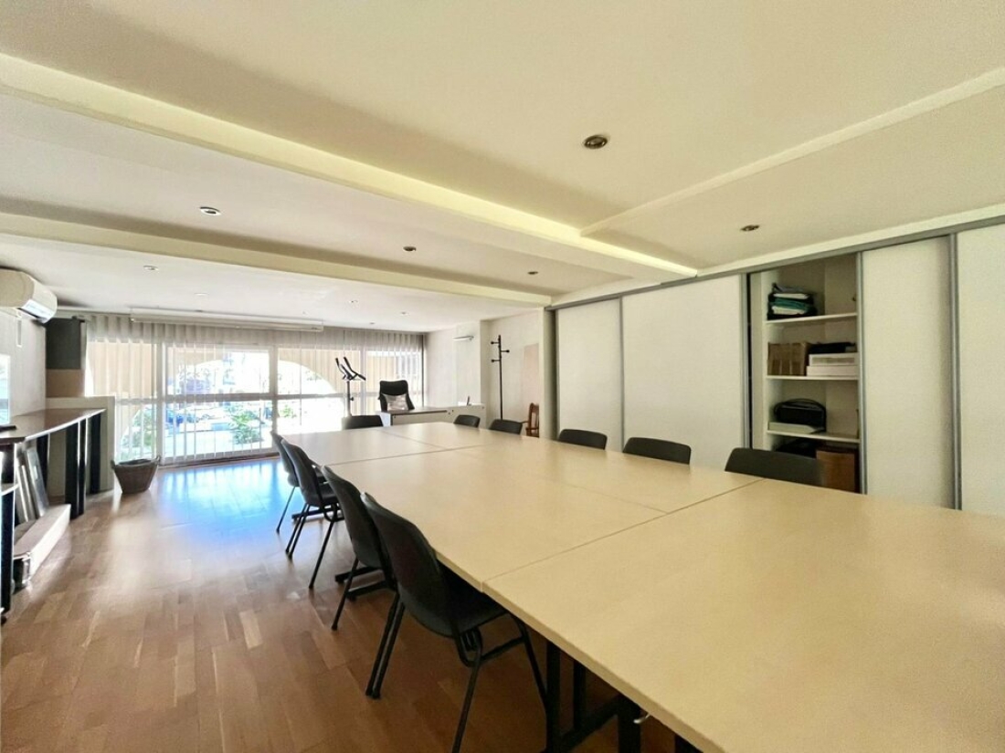 Photo 2 – vente Locaux commerciaux	FREJUS (83600)