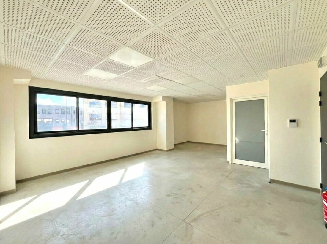 Photo 3 – location bureaux	FREJUS (83600)