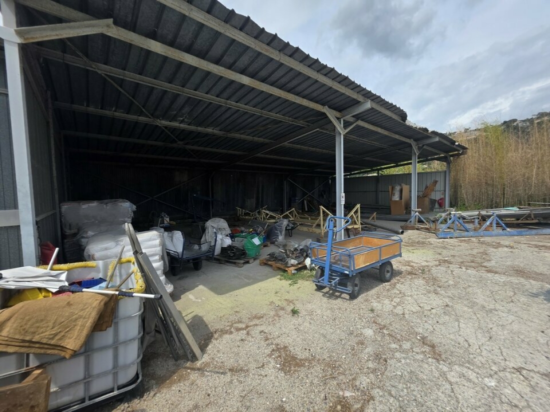 Photo 2 – location Entrepôts / activités	NICE (06200)