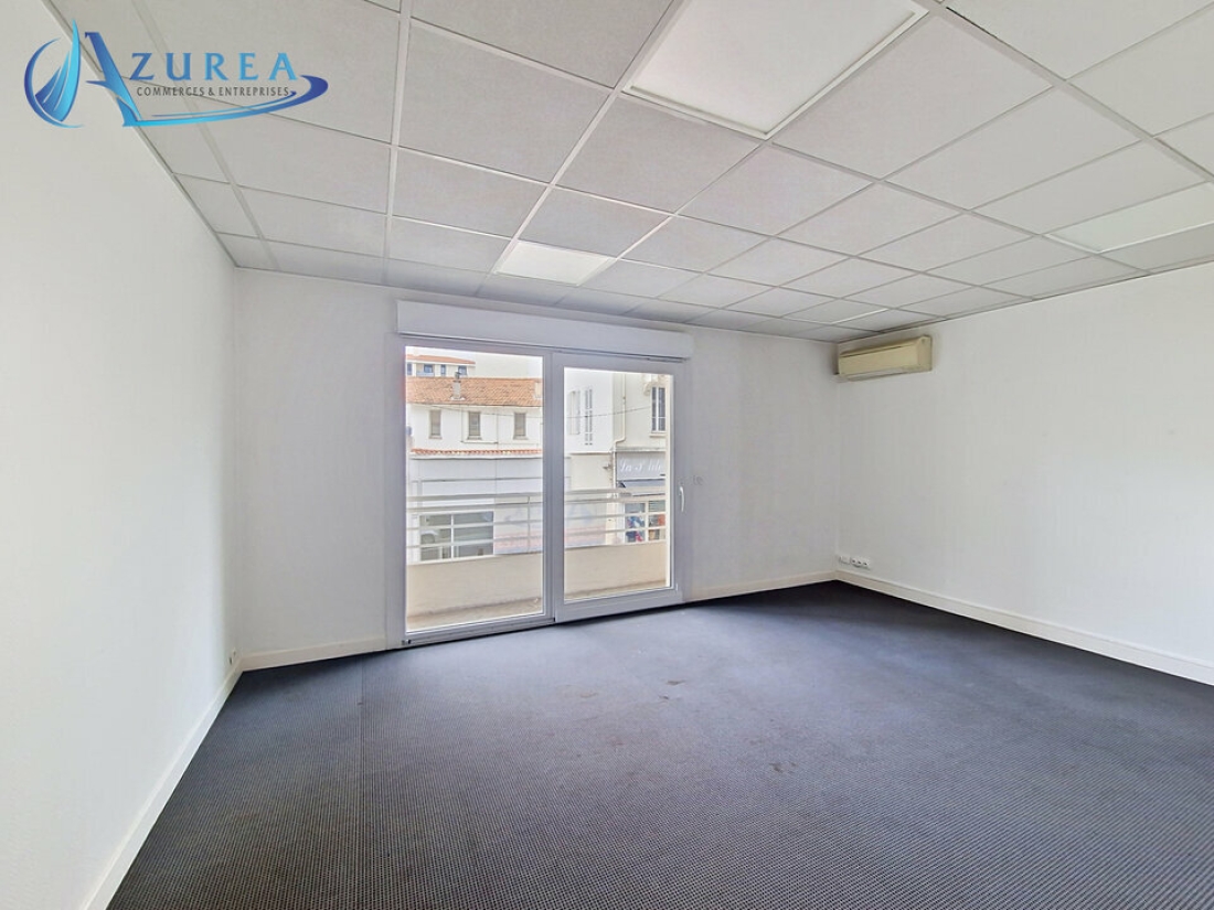 Photo 2 – location bureaux	ANTIBES (06600)