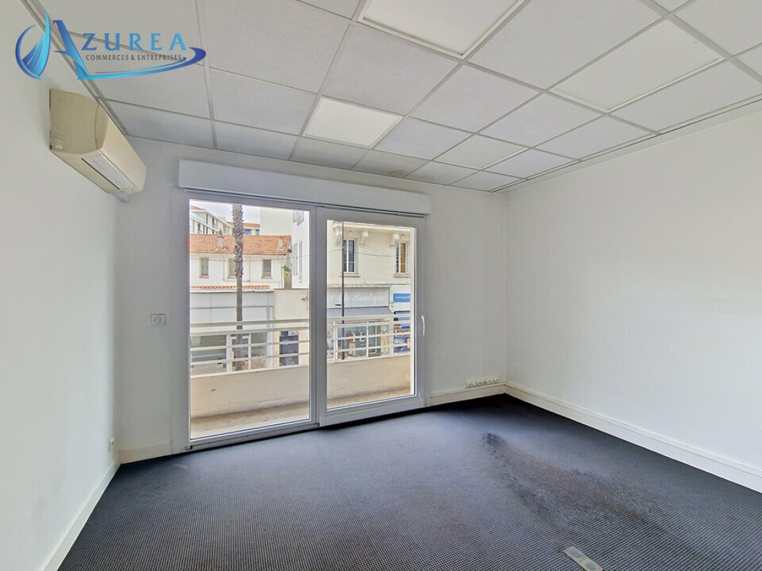 Photo 1 – location bureaux	ANTIBES (06600)