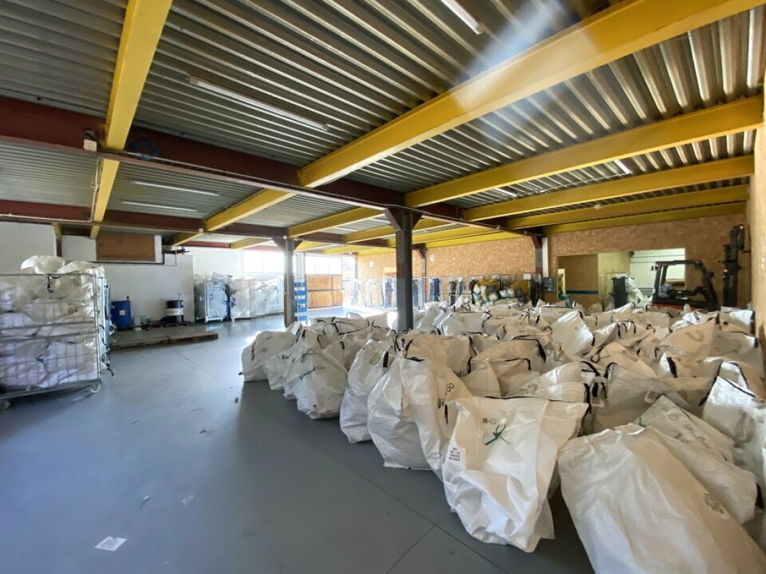 Photo 2 – location Entrepôts / activités	CARROS (06510)