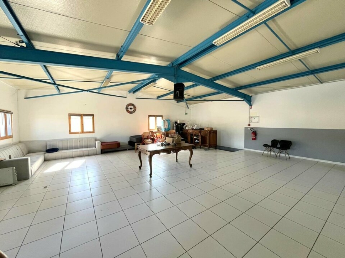 Photo 8 – location Locaux commerciaux	DRAGUIGNAN (83300)