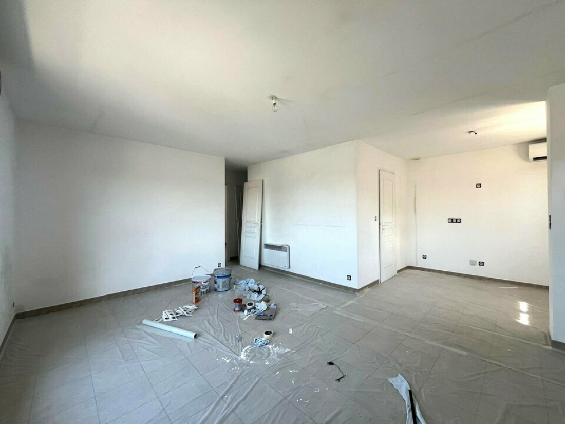 Photo 2 – location bureaux	LE MUY (83490)