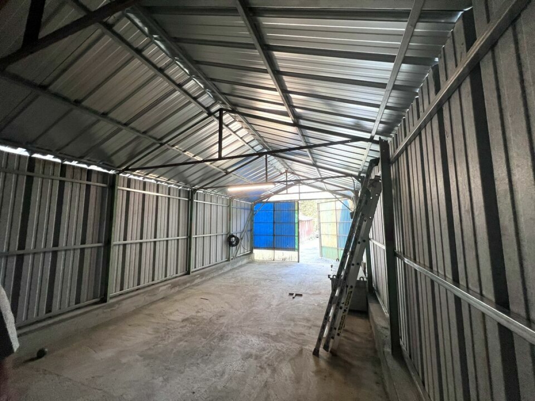 Photo 3 – location Entrepôts / activités	 (06670)