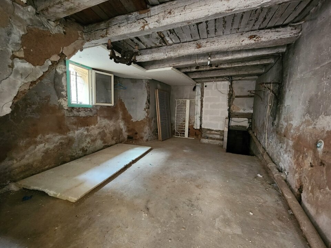 Photo 6 – location Locaux commerciaux	LE MUY (83490)
