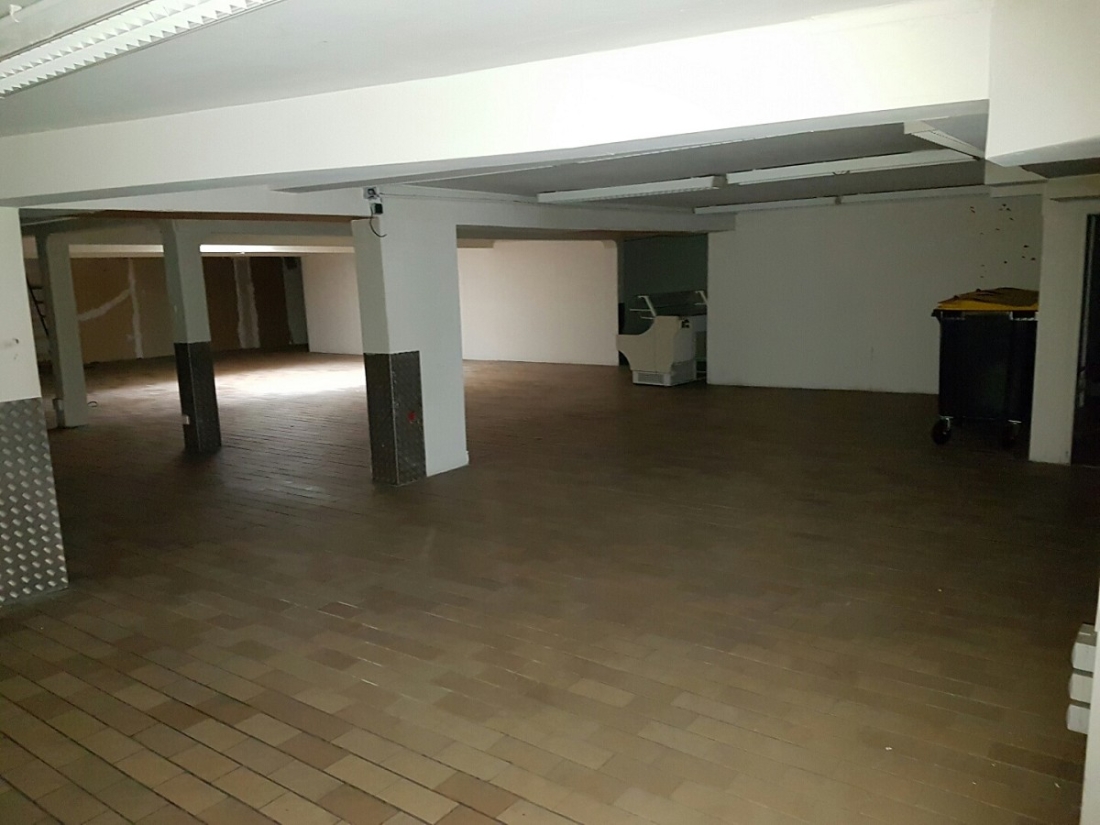 Photo 4 – location Entrepôts / activités	CANNES (06400)