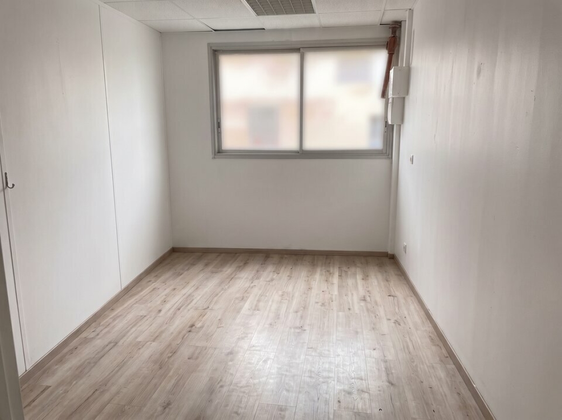 Photo 3 – location bureaux	Nice (06200)