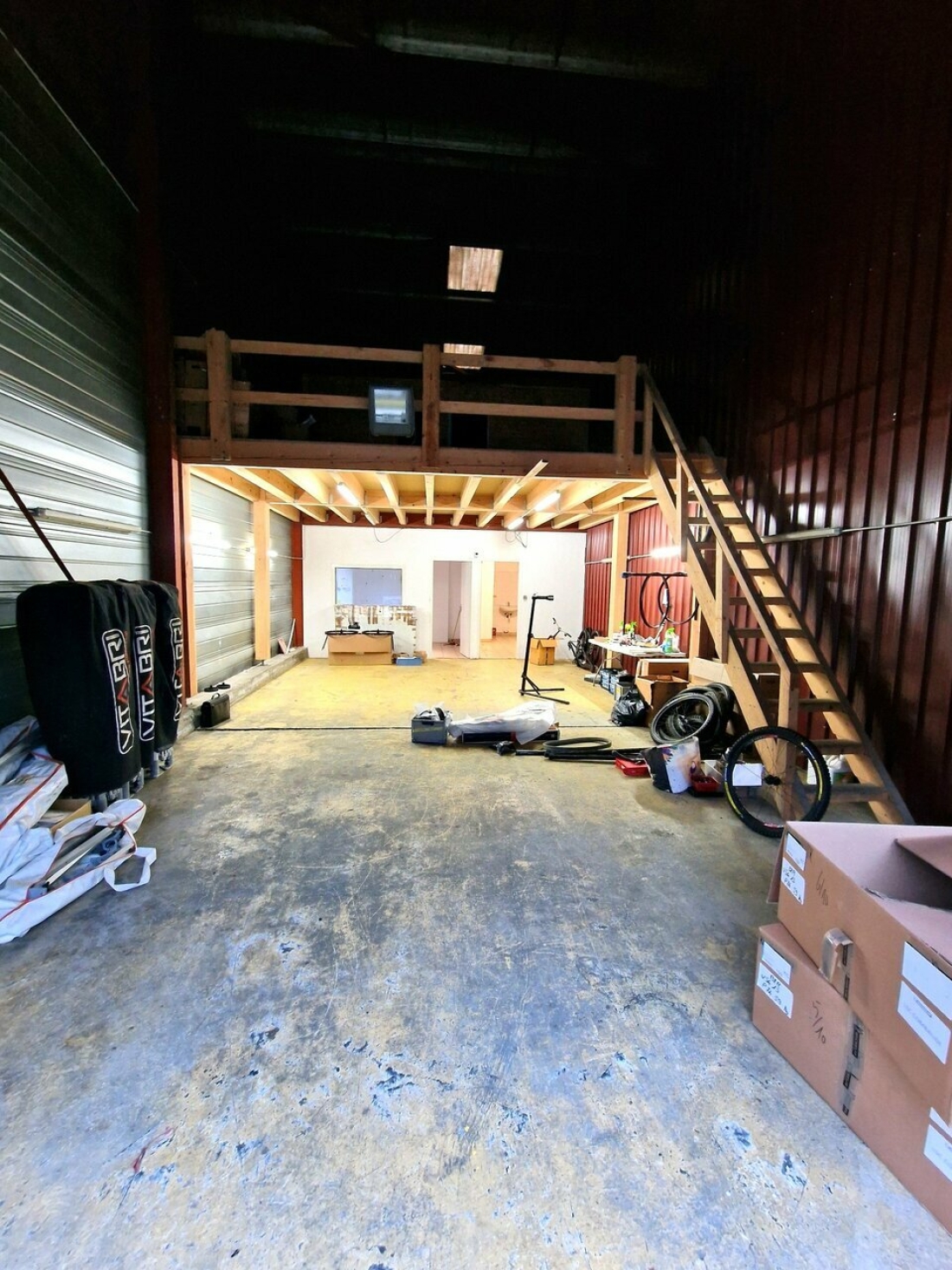 Photo 3 – vente Entrepôts / activités	BLAUSASC (06440)