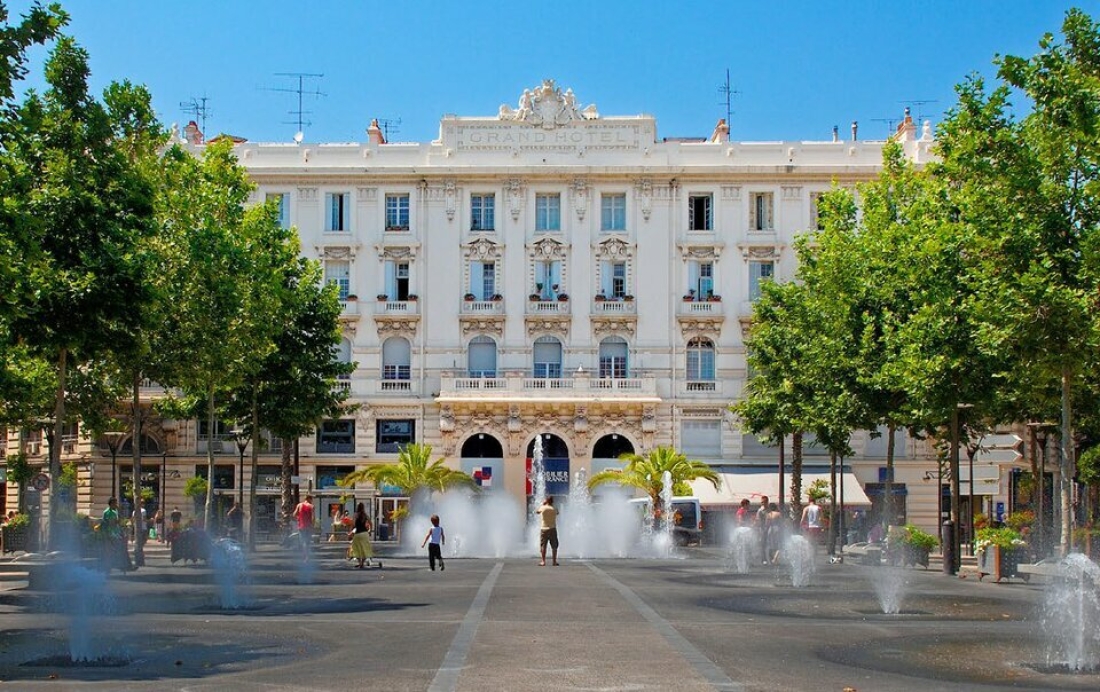 Photo 3 – location Locaux commerciaux	ANTIBES (06600)