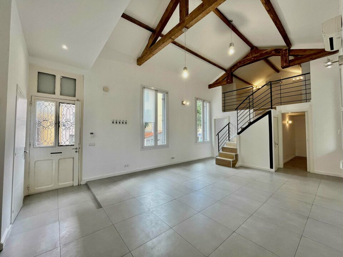 Photo 1 – location bureaux	CANNES (06400)