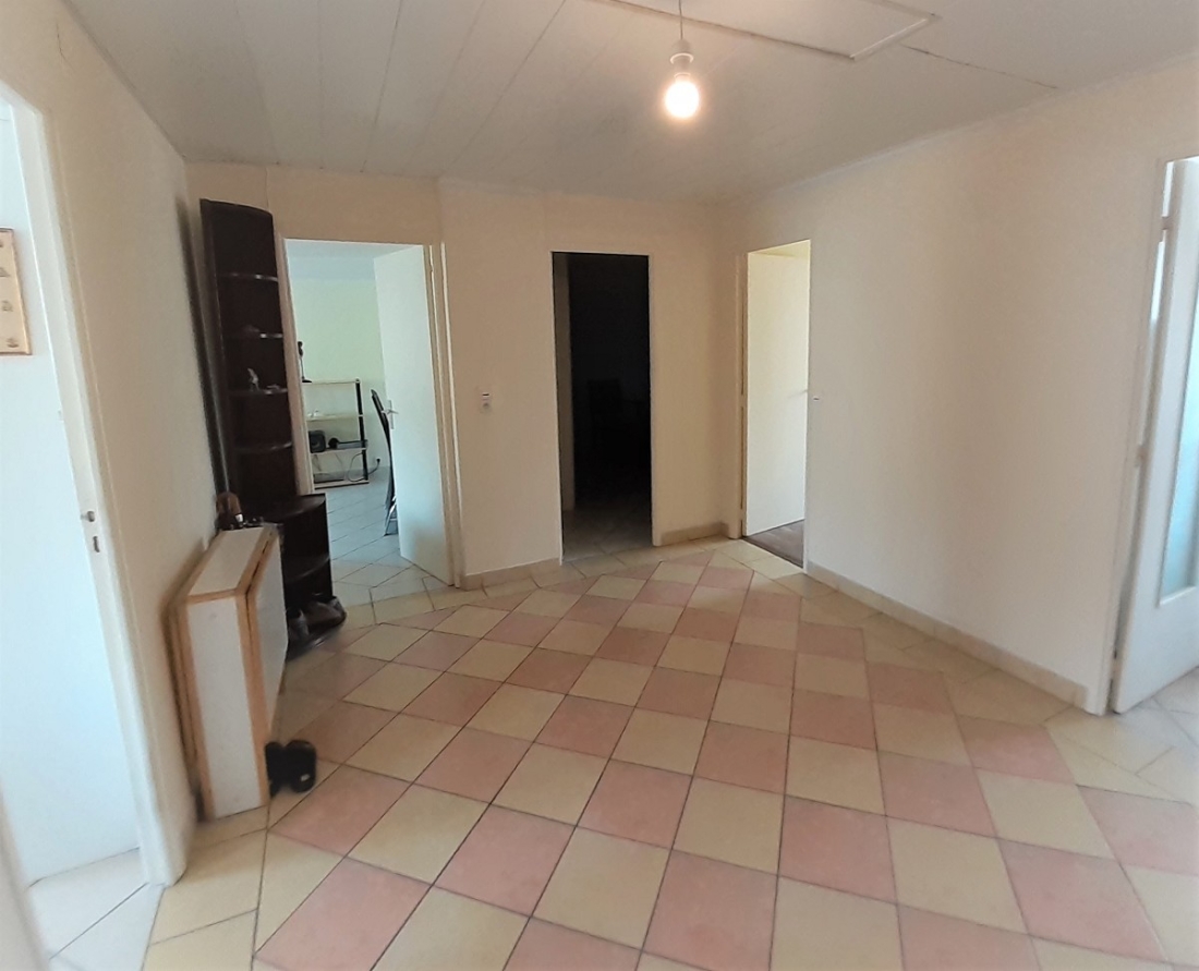 Photo 5 – vente bureaux	SAINT LAURENT DU VAR (06700)