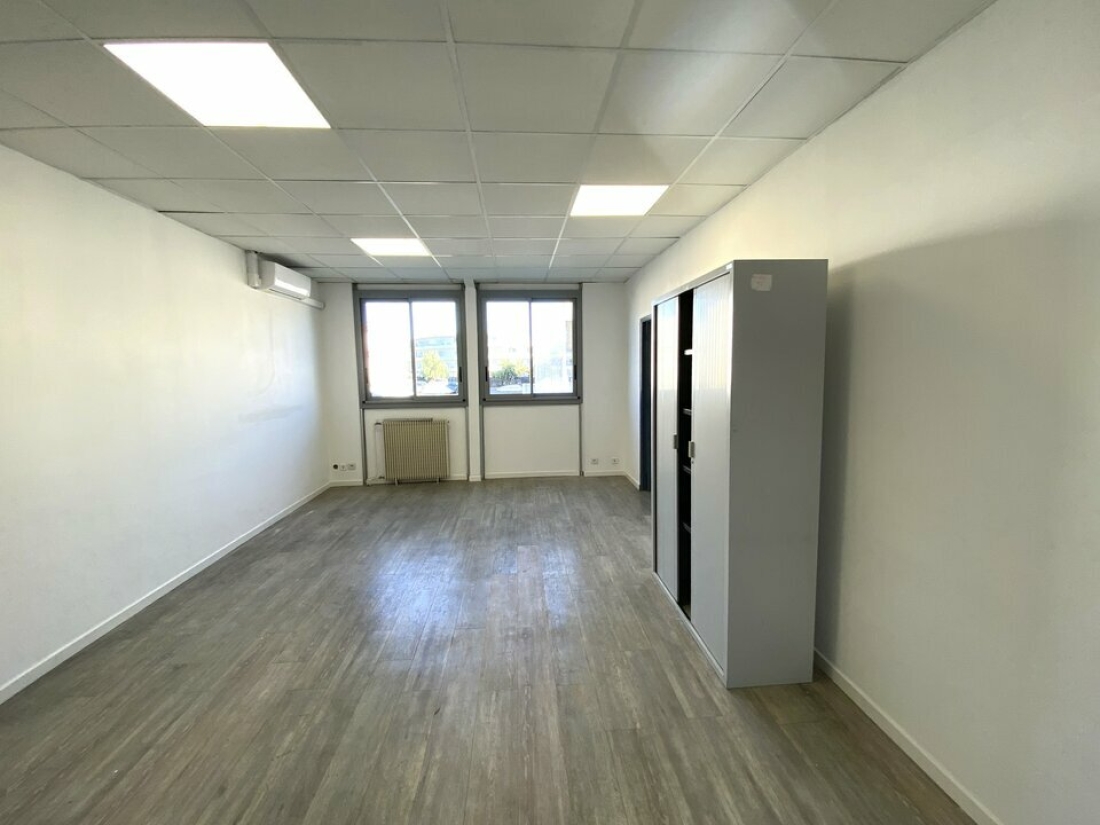 Photo 2 – location bureaux	VILLENEUVE LOUBET (06270)