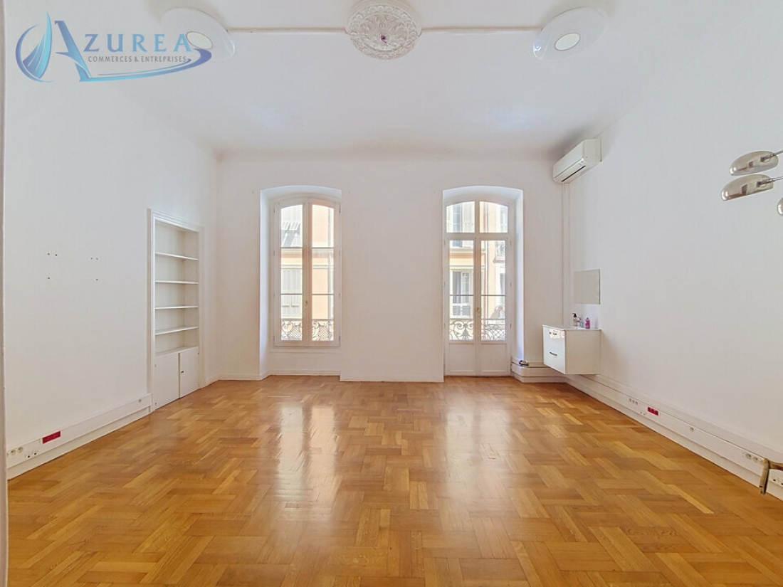 Photo 1 – location bureaux	NICE (06000)
