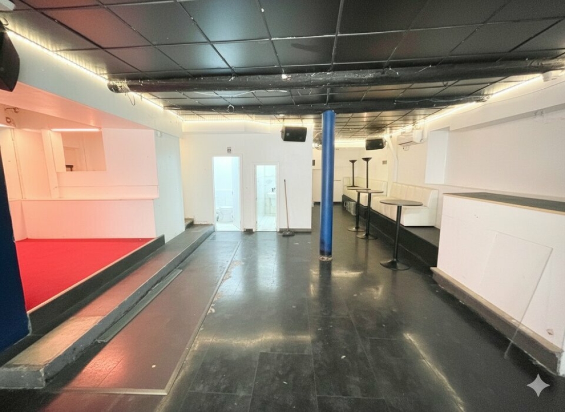 Photo 2 – location Locaux commerciaux	NICE (06300)