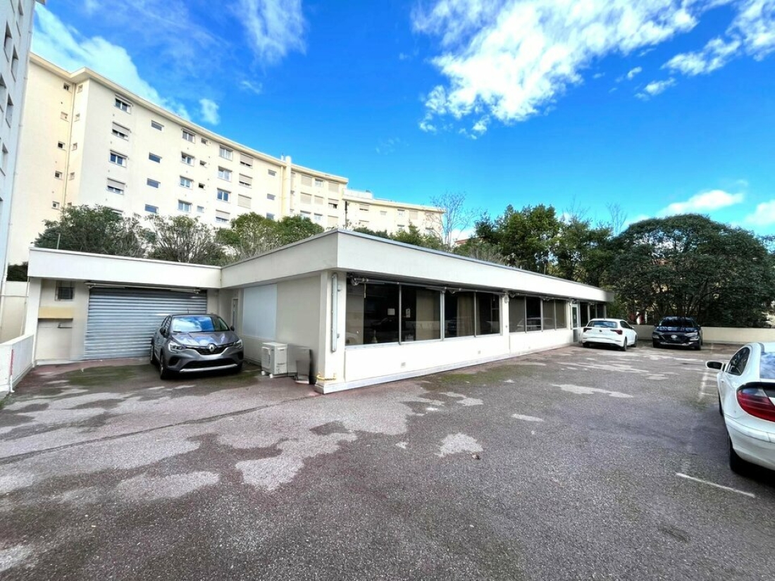 Photo 1 – vente Locaux commerciaux	CANNES (06400)