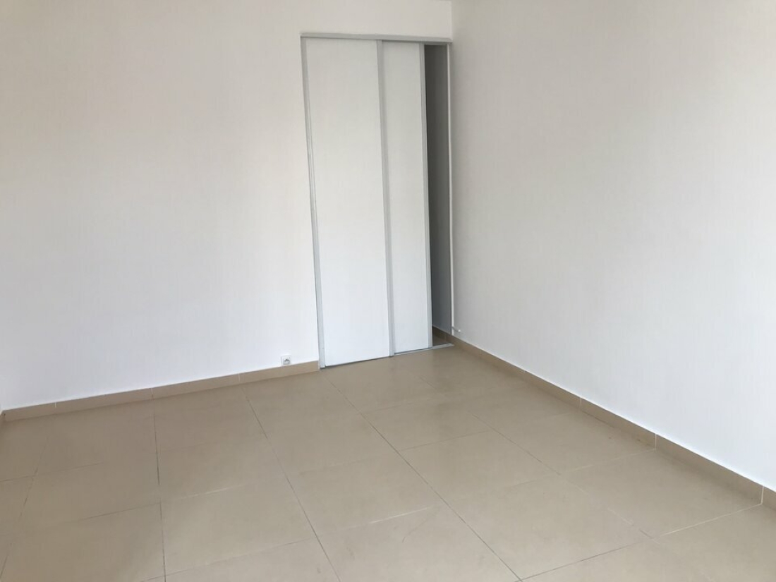 Photo 3 – location bureaux	CANNES (06400)