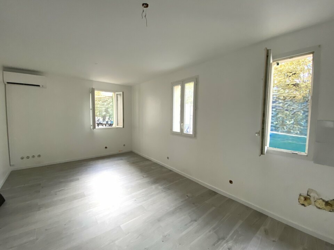 Photo 1 – location bureaux	ANTIBES (06160)