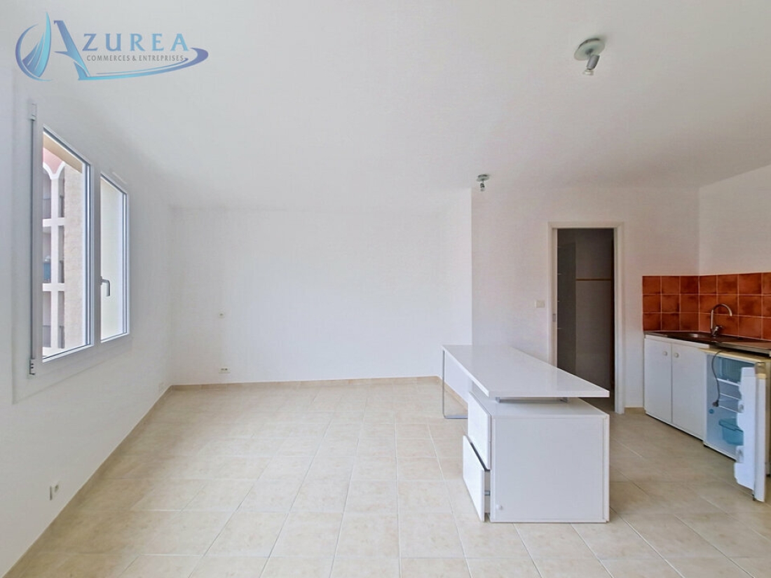 Photo 3 – location bureaux	CAGNES-SUR-MER (06800)