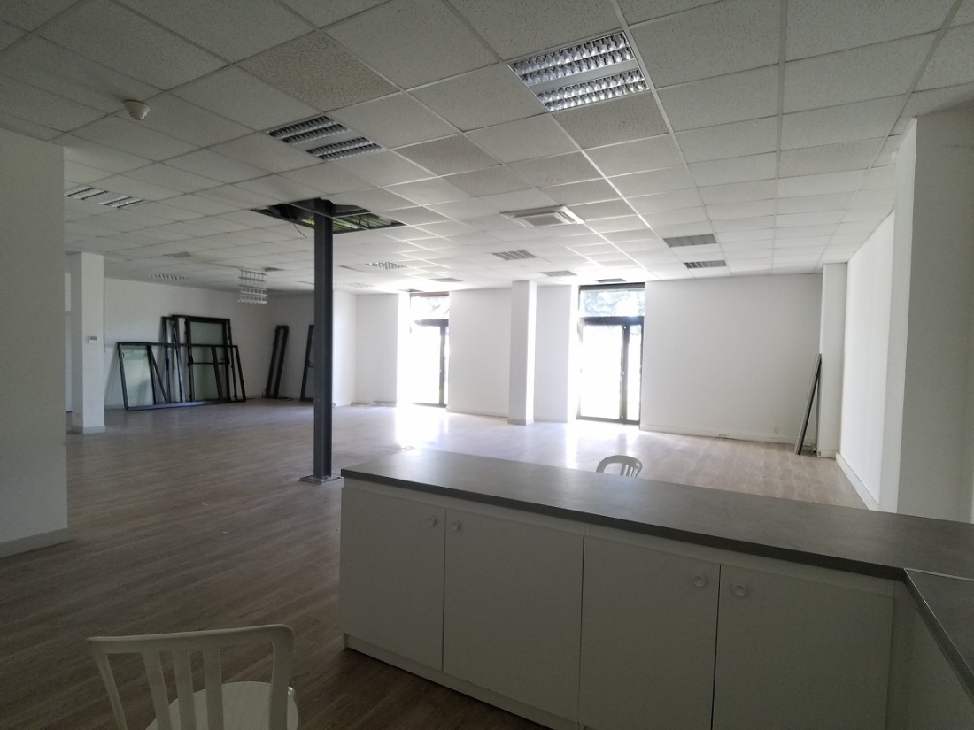 Photo 6 – location bureaux	CANNES LA BOCCA (06150)