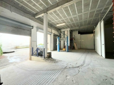 Photo 1 – vente Entrepôts / activités	CARROS (06510)