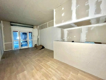 Photo 1 – location Locaux commerciaux	VIDAUBAN (83550)