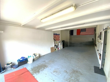 Photo 1 – location Entrepôts / activités	CAGNES SUR MER (06800)